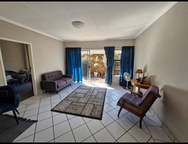 3 BEDROOM HOUSE FOR SALE IN ANNLIN